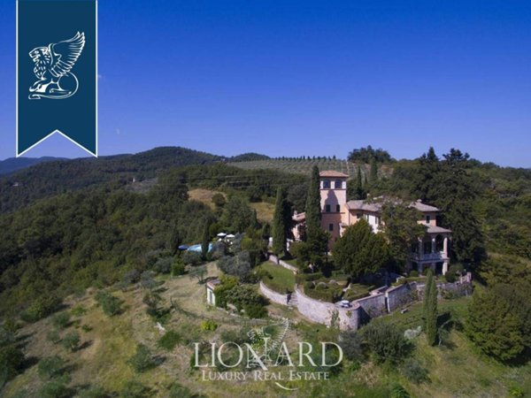 villa in vendita a Spoleto in zona Monteluco