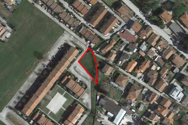 terreno edificabile in vendita a Spoleto in zona San Martino