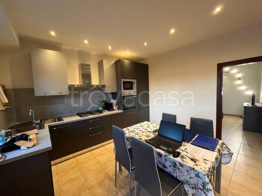 appartamento in vendita a Spoleto in zona Collerisana
