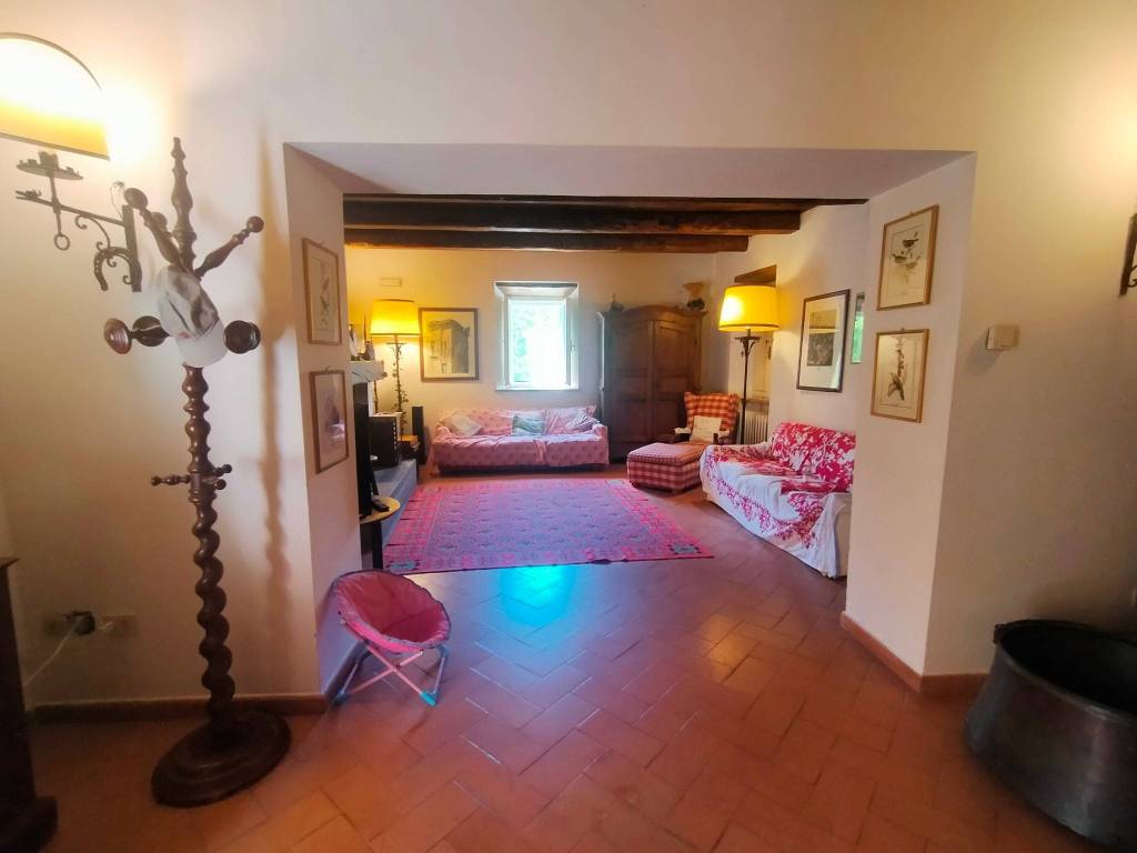casa indipendente in vendita a Spoleto in zona Collerisana