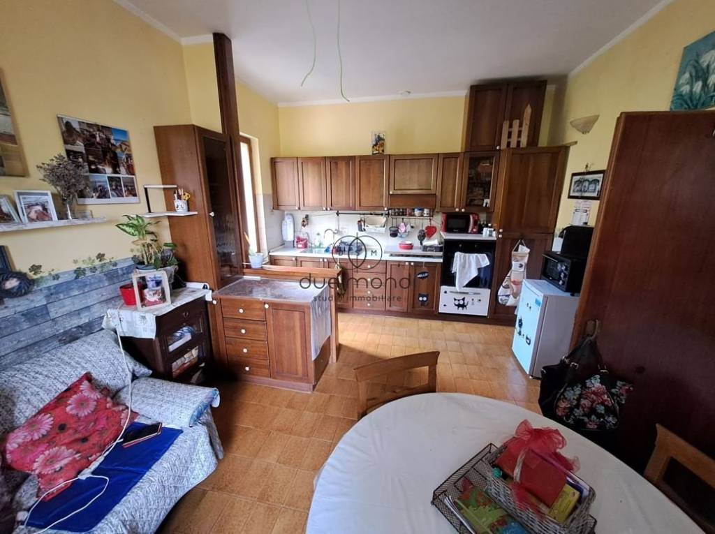 appartamento in vendita a Spoleto in zona San Giovanni di Baiano