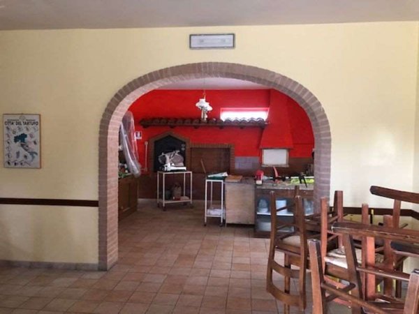 negozio in vendita a Spoleto