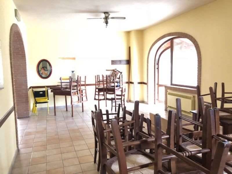 negozio in vendita a Spoleto