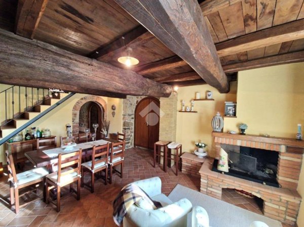 casa indipendente in vendita a Spoleto in zona San Martino