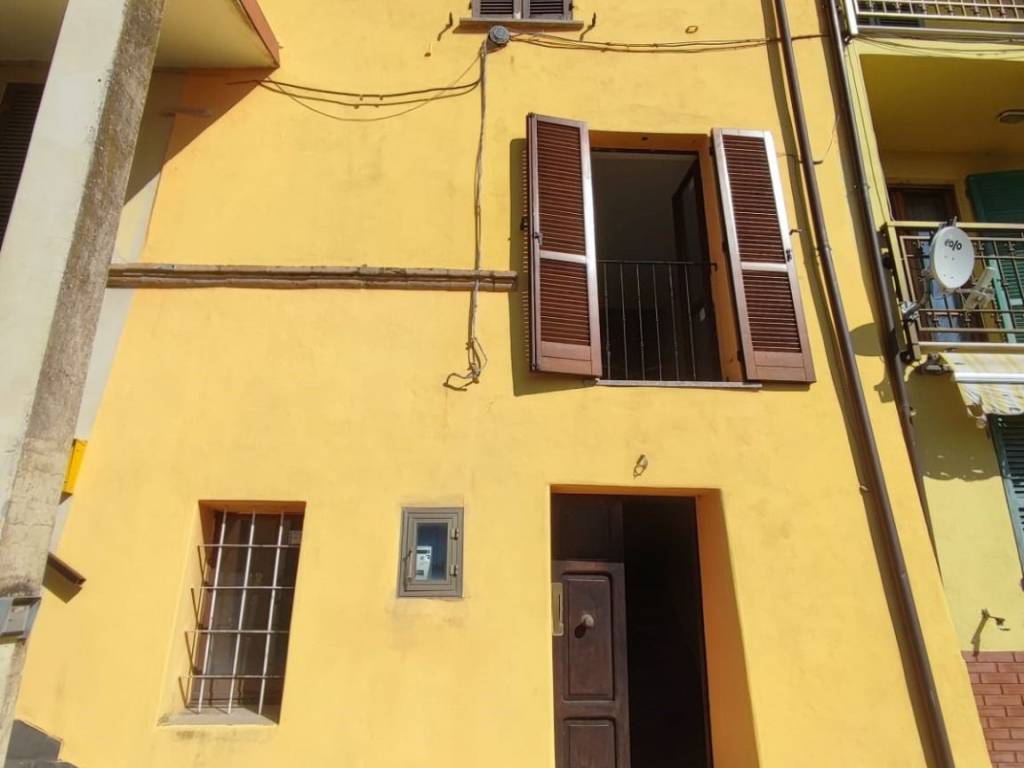 casa indipendente in vendita a Spoleto in zona San Giacomo