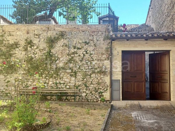appartamento in vendita a Spoleto