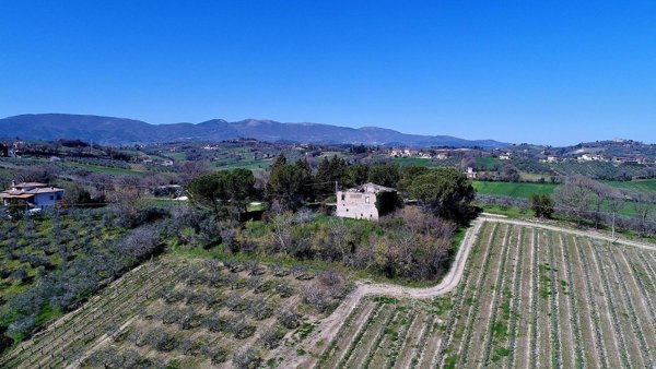 casale in vendita a Spoleto