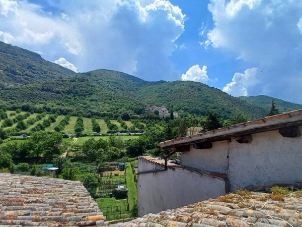 appartamento in vendita a Spoleto