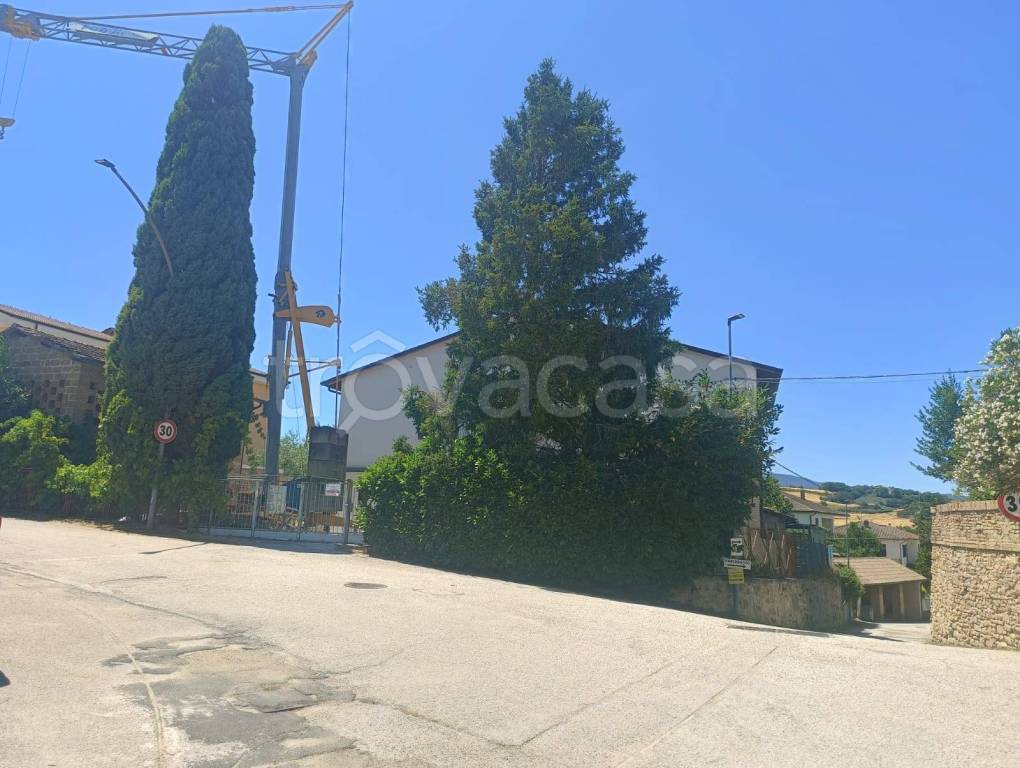 casa indipendente in vendita a Spoleto in zona San Brizio