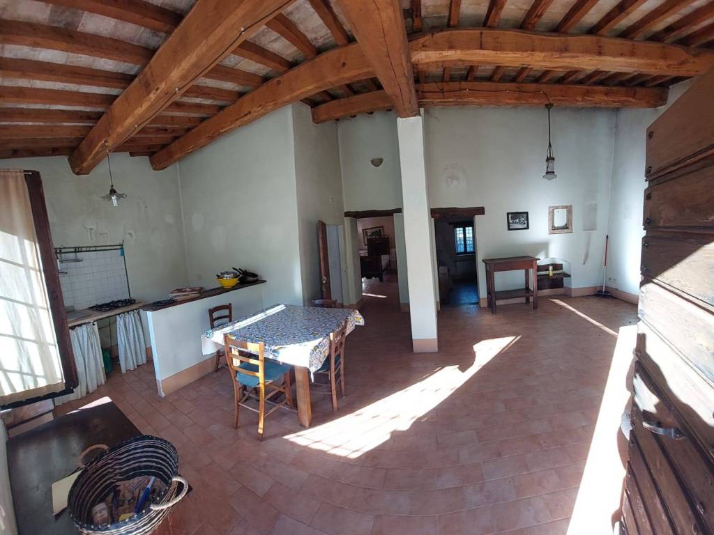 casa indipendente in vendita a Spoleto