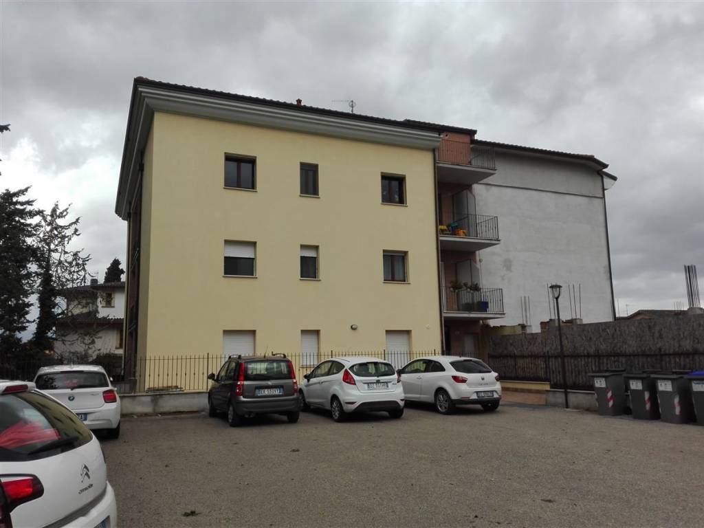 appartamento in vendita a Spoleto in zona San Giacomo