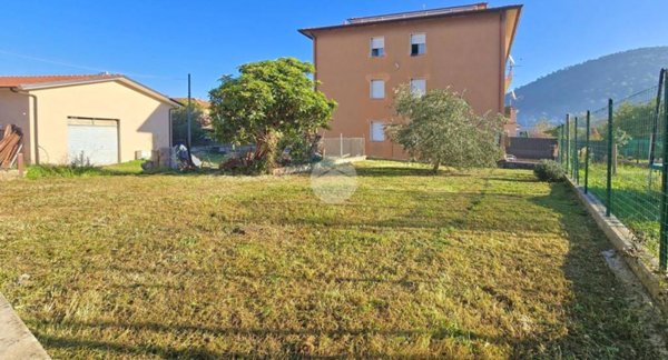 appartamento in vendita a Spoleto in zona San Giovanni di Baiano
