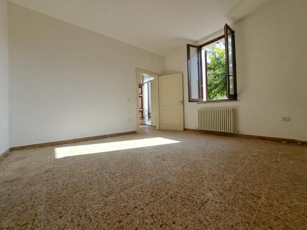 casa indipendente in vendita a Spoleto