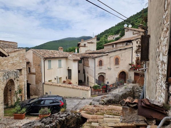 appartamento in vendita a Spoleto