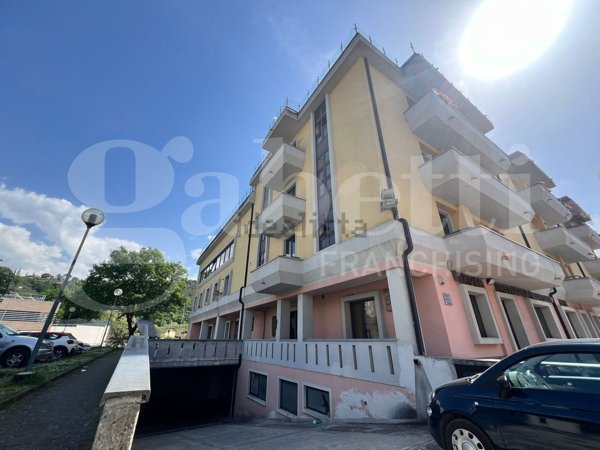 casa semindipendente in vendita a Spoleto