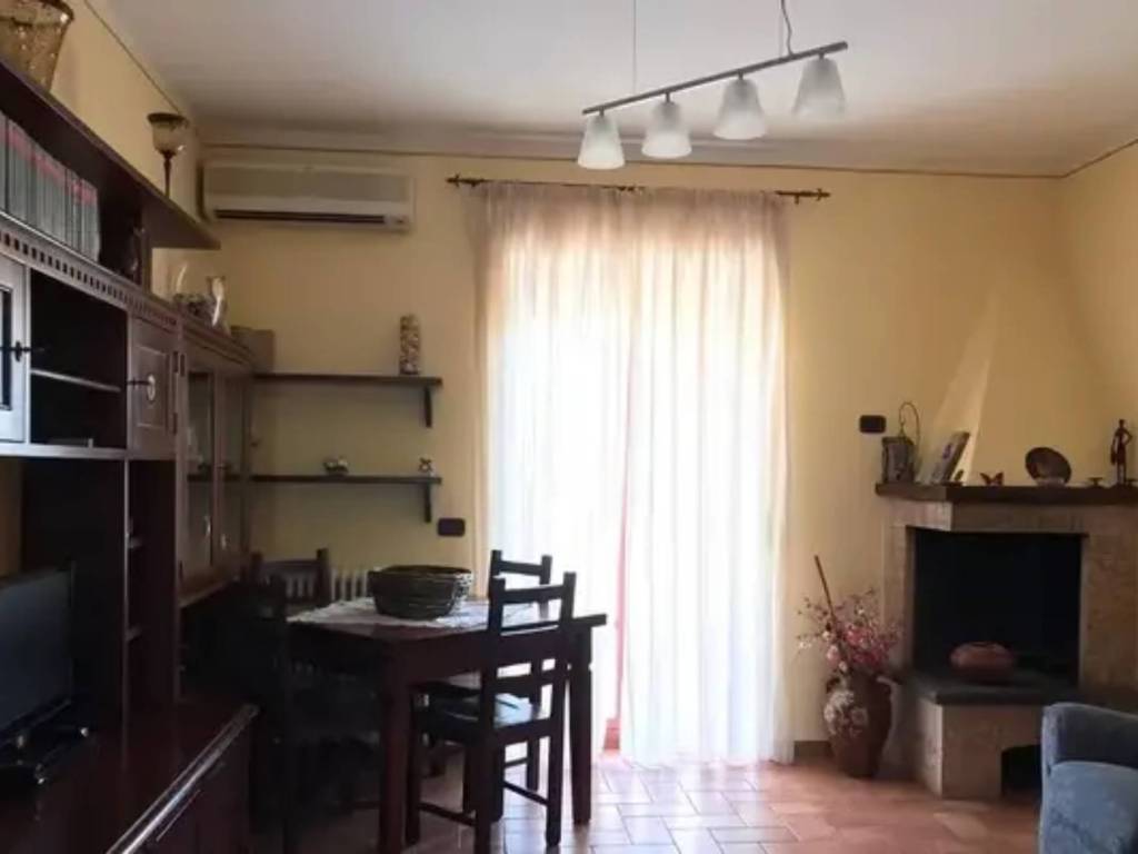 appartamento in vendita a Spoleto in zona San Giovanni di Baiano