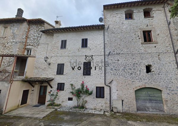 appartamento in vendita a Spoleto in zona San Giacomo