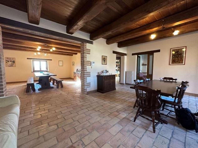 casa indipendente in vendita a Spoleto