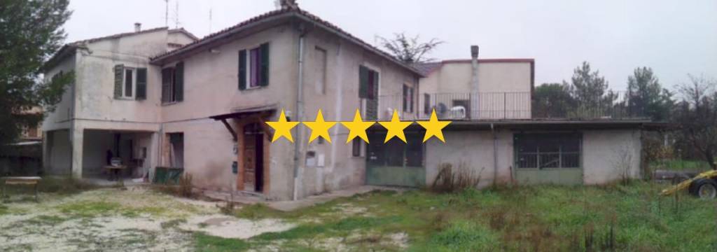 locale di sgombero in vendita a Spoleto in zona San Giacomo