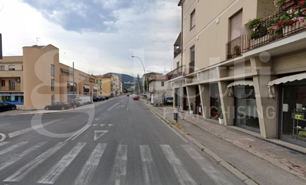 negozio in vendita a Spoleto