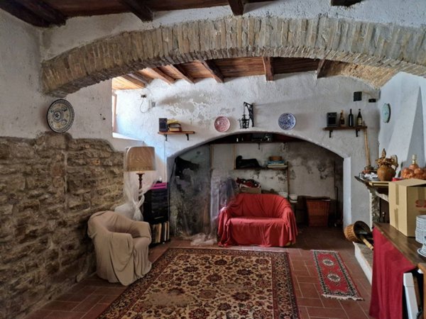casa semindipendente in vendita a Spoleto