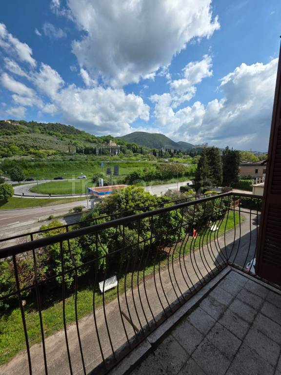 appartamento in vendita a Spoleto