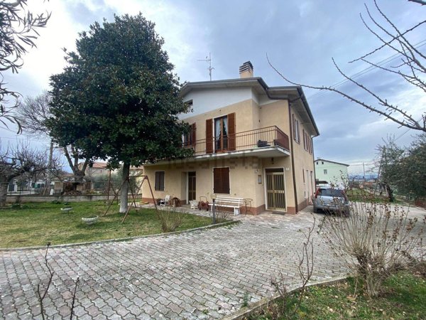 appartamento in vendita a Spoleto in zona Cortaccione