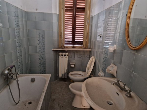 casa indipendente in vendita a Spoleto