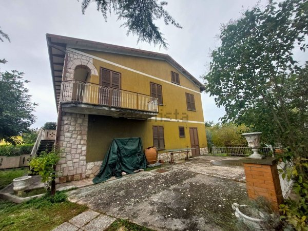 appartamento in vendita a Spoleto