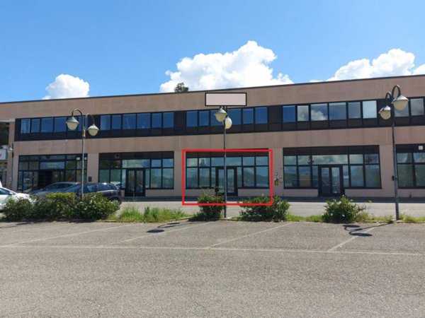 ufficio in vendita a Spoleto in zona Santo Chiodo