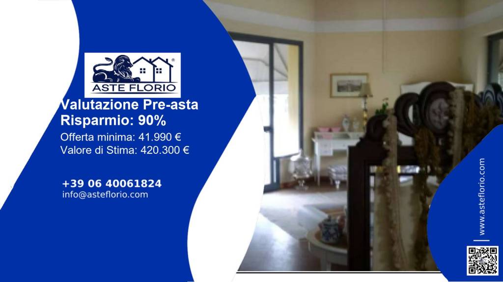 locale commerciale in vendita a Spoleto