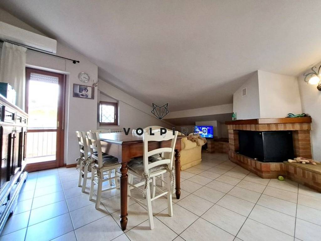 appartamento in vendita a Spoleto in zona Pontebari