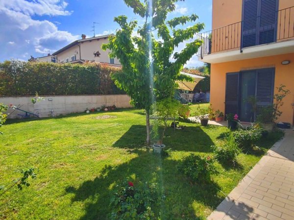 casa indipendente in vendita a Spoleto