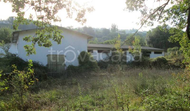 appartamento in vendita a Spoleto in zona Rubbiano