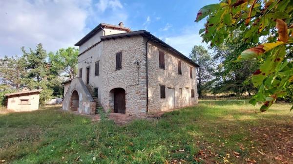 casa indipendente in vendita a Spoleto
