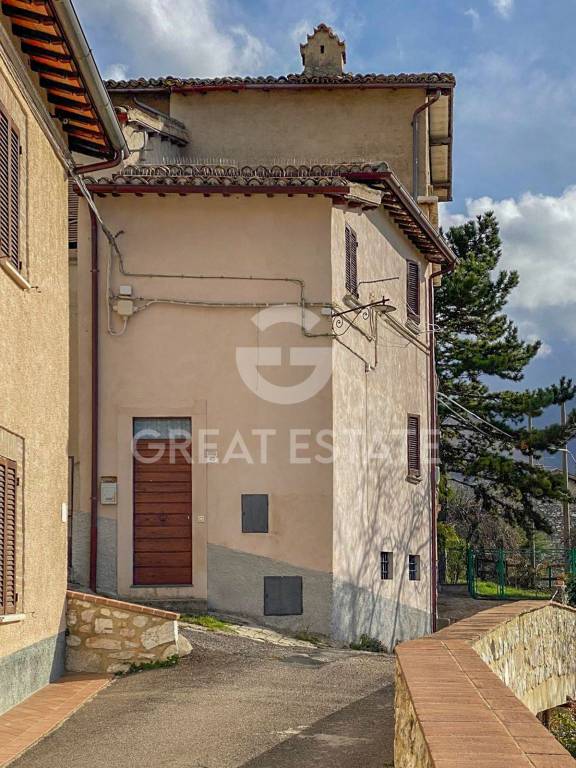 appartamento in vendita a Spoleto