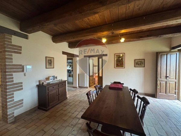 casale in vendita a Spoleto in zona Beroide