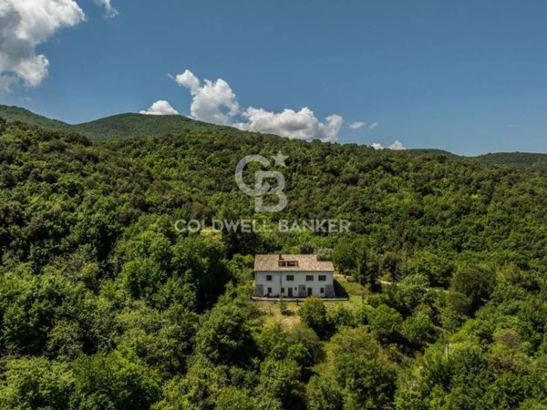 casa indipendente in vendita a Spoleto in zona Eggi