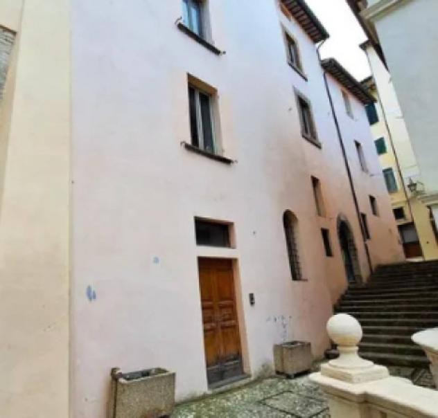 ufficio in vendita a Spoleto