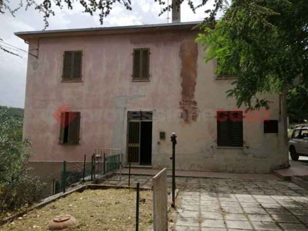casa indipendente in vendita a Spoleto in zona San Giovanni di Baiano