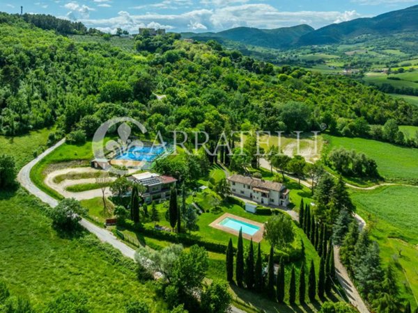 casa indipendente in vendita a Spoleto in zona Baiano
