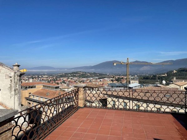 appartamento in vendita a Spoleto