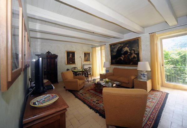 casa indipendente in vendita a Spoleto in zona Monteluco