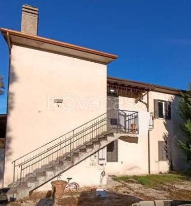 casa indipendente in vendita a Spoleto