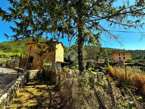 rudere in vendita a Spoleto in zona Eggi