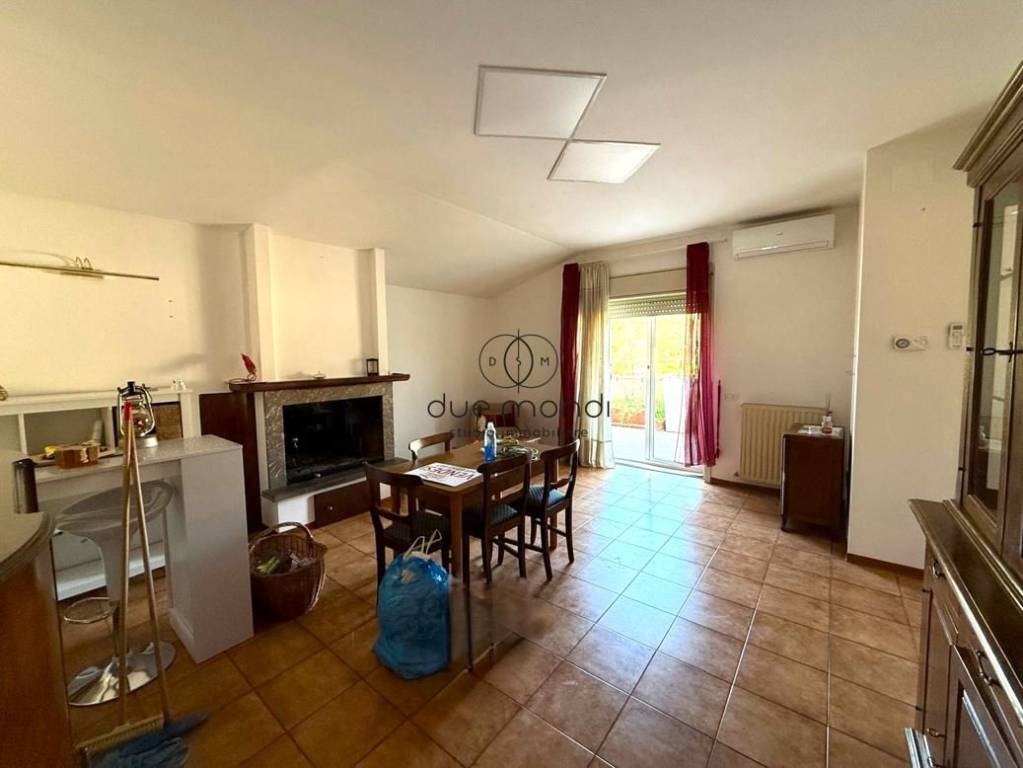 appartamento in vendita a Spoleto in zona Baiano