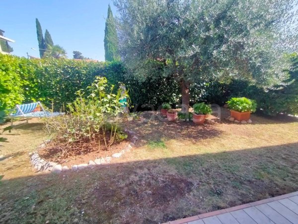 casa indipendente in vendita a Spoleto in zona Cortaccione