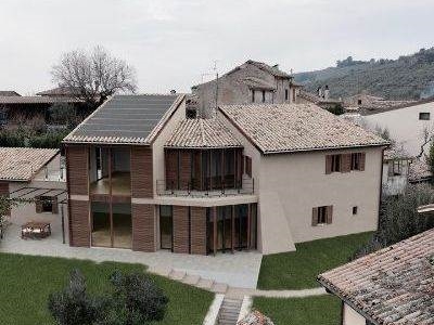 casa indipendente in vendita a Spoleto