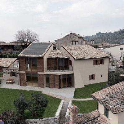 casa indipendente in vendita a Spoleto