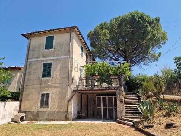 appartamento in vendita a Spoleto in zona Baiano